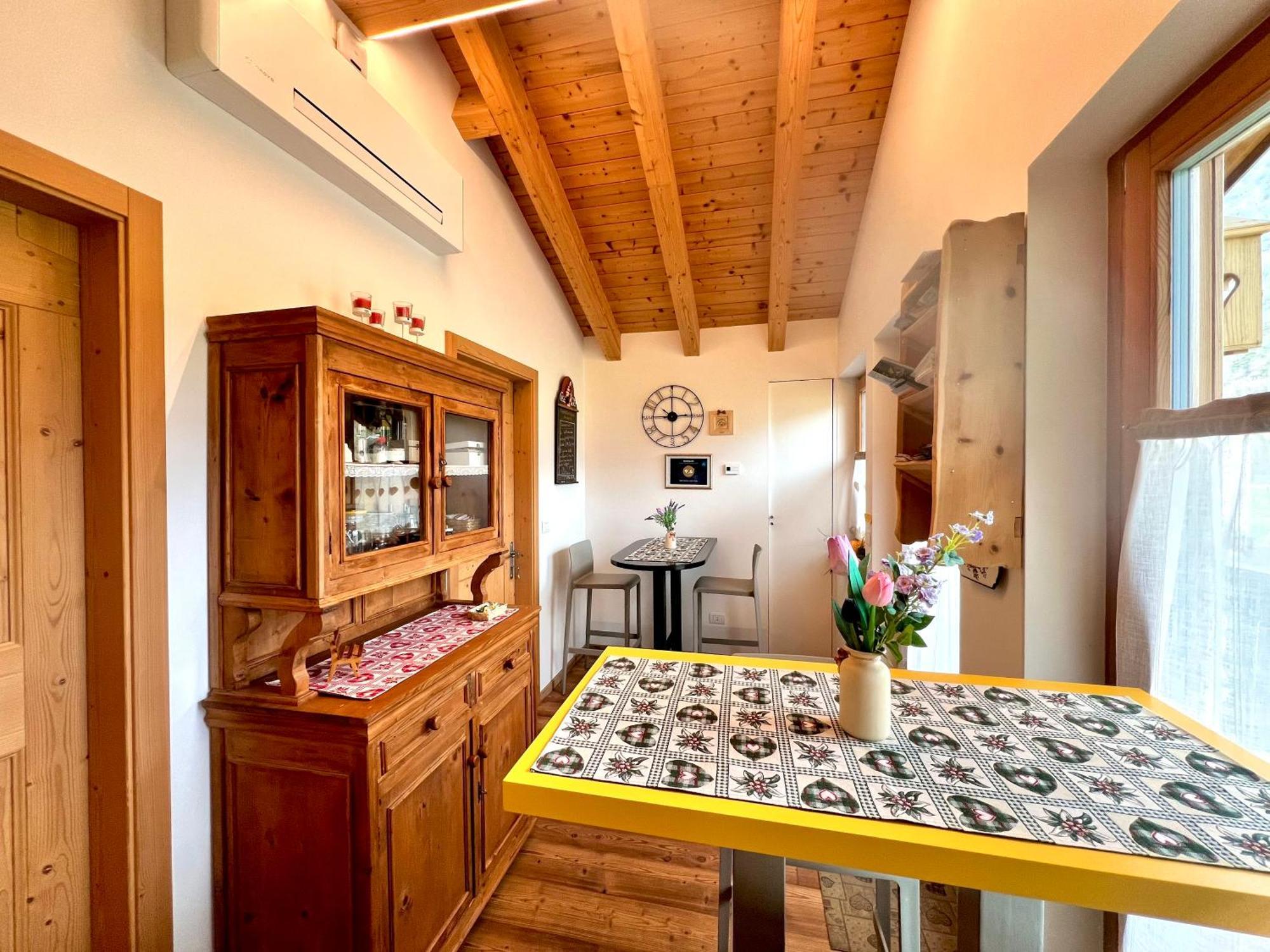 B&B Dalla Fattoria Della Patty Pieve Di Ledro Exterior photo